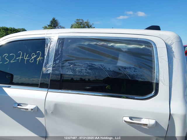 RAM 1500 2022 1C6SRFHT8NN365088 Image 18