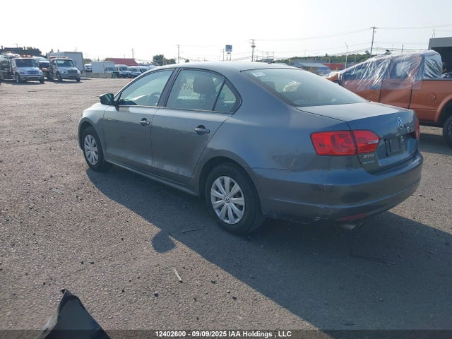 3VW1K7AJ1EM351452 Volkswagen Jetta