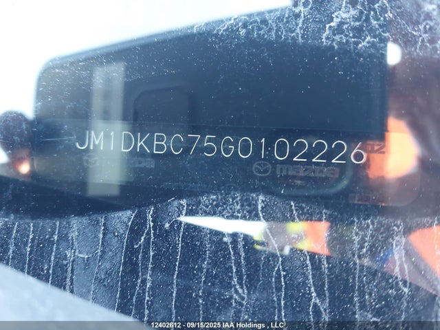 JM1DKBC75G0102226 Mazda pe