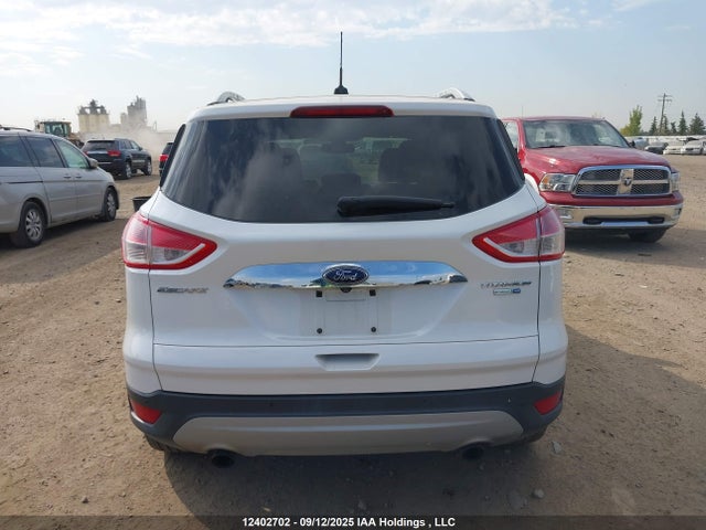 Ford Escape 2015 1FMCU9J92FUA01330 Image 16