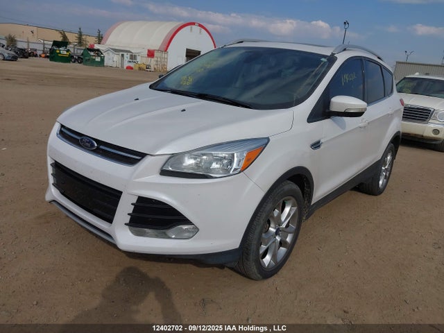 Ford Escape 2015 1FMCU9J92FUA01330 Image 2
