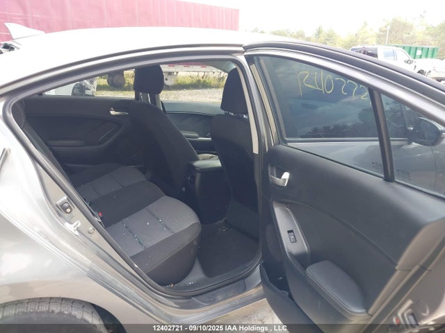 KIA dohc mpi nu 2015 KNAFX4A67F5424249 Image 8