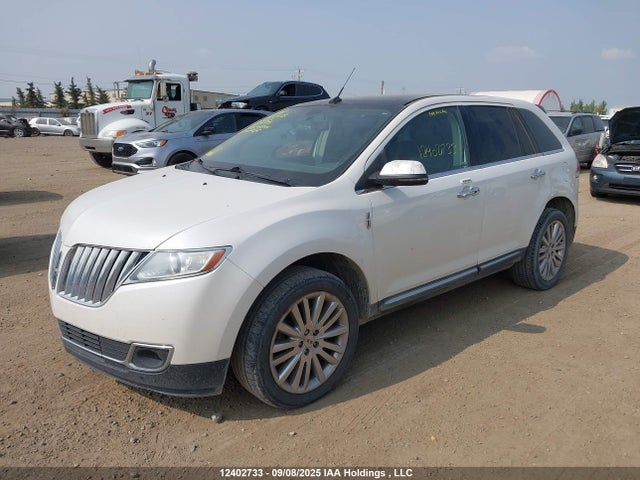 Lincoln MKX 2014 2LMDJ8JK8EBL14546 Image 2