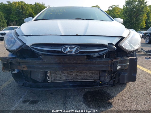 KMHCT5AE2HU320951 Hyundai 2017