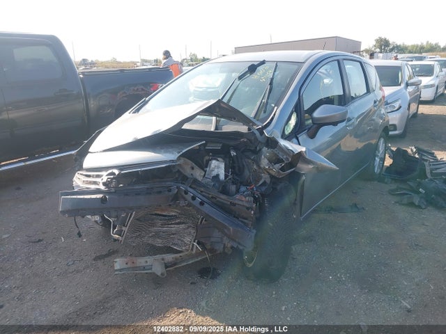 Nissan 2015 2015 3N1CE2CP3FL372286 Image 2