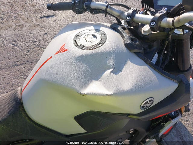 JYARN53N0KA001557 Yamaha 2019