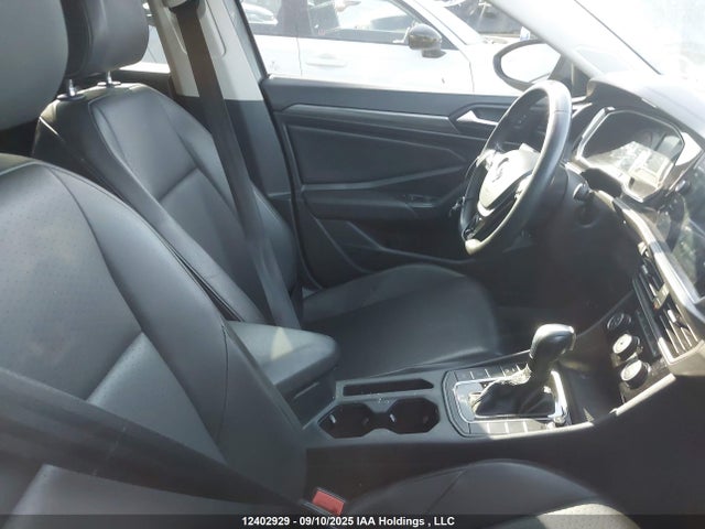 3VWEB7BU5LM058905 Volkswagen 1.4 tsi
