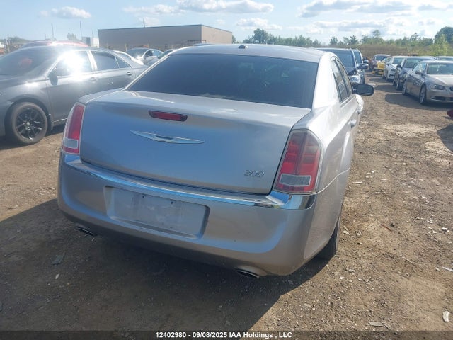 2C3CCAAG0EH320626 Chrysler 300