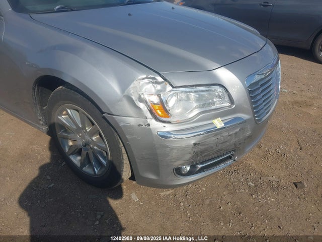2C3CCAAG0EH320626 Chrysler 300