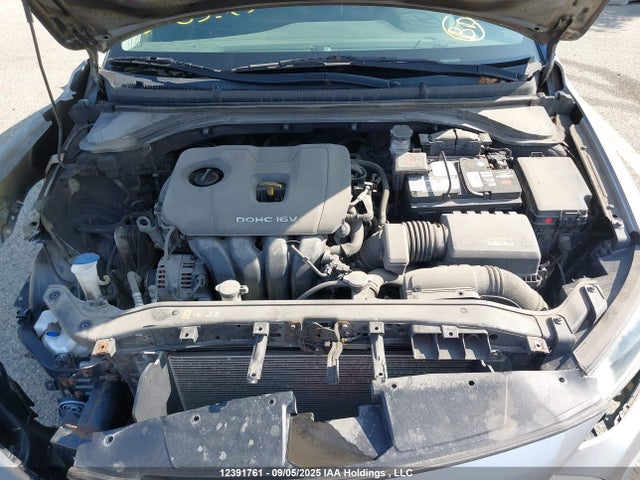Hyundai Elantra 2017 5NPD74LF4HH123335 Image 10