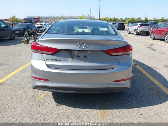 Hyundai Elantra 2017 5NPD74LF4HH123335 Image 17