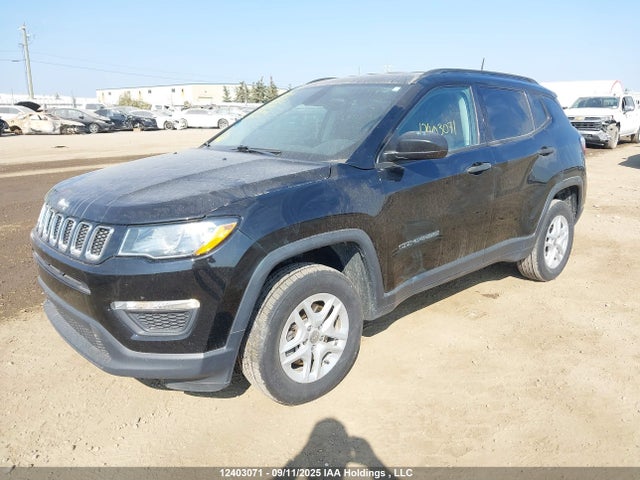 3C4NJDAB4JT139319 Jeep Compass