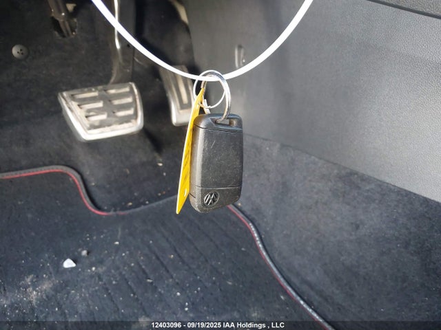 3VW2T7BU4NM017961 Volkswagen 2.0 tsi