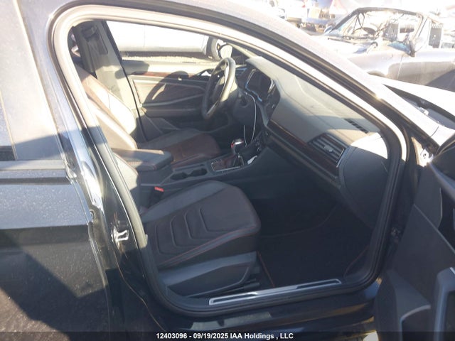 3VW2T7BU4NM017961 Volkswagen 2.0 tsi