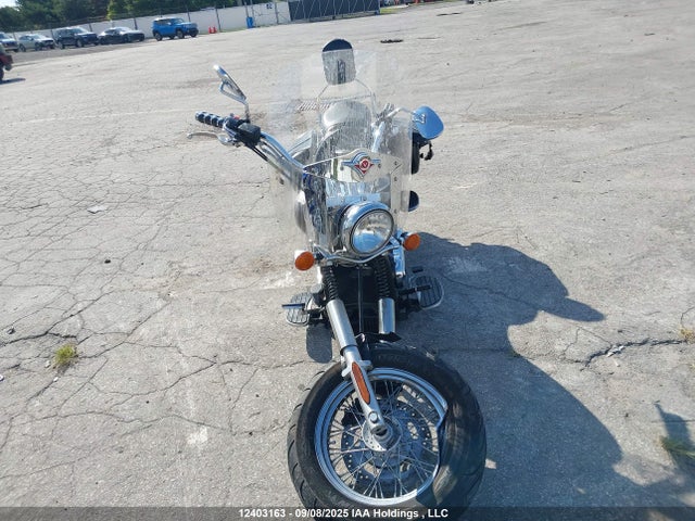 Kawasaki Vn900 D 2014 JKAVN2D15EA050314 Image 5
