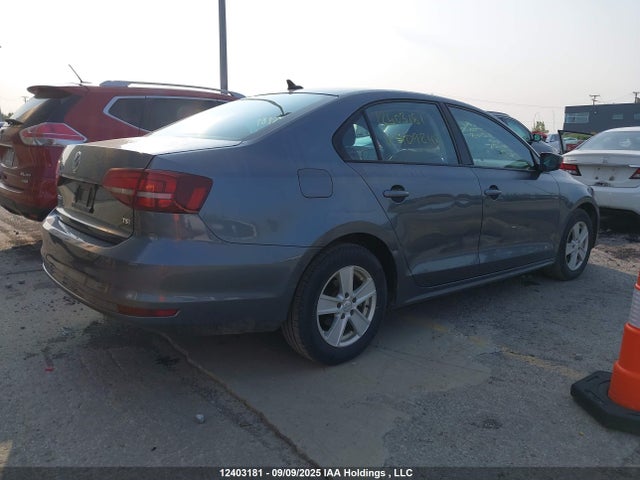 Volkswagen 1.4 tsi 2017 3VW2B7AJ7HM409248 Image 4