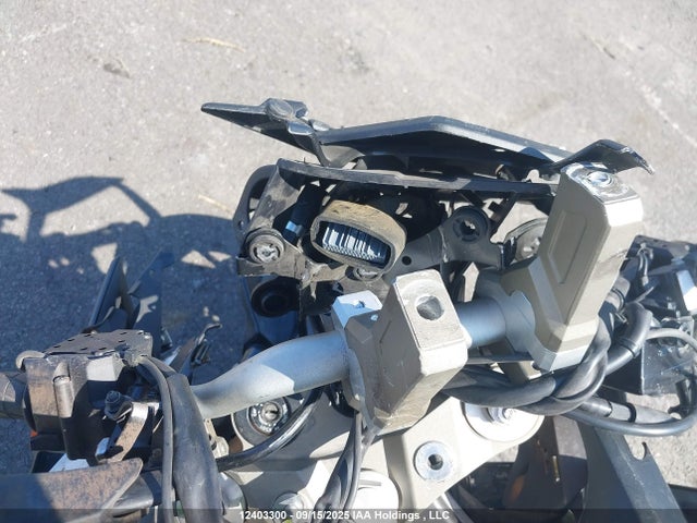 JYARN37N6HA001103 Yamaha FJ09