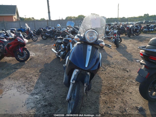 Aukcja sprzedaży 2011 Piaggio Bv 250, vin: ZAPM289L0B5290025, numer aukcji: 12403320