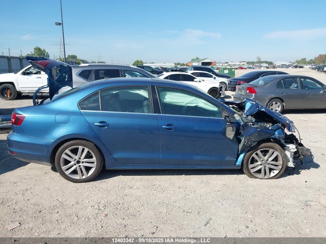 3VWL07AJ9GM392302 Volkswagen 2016