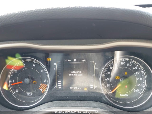 1C4PJLAB8FW559928 Jeep 2015
