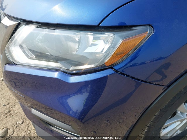 5N1AT2MV8JC808394 Nissan Rogue