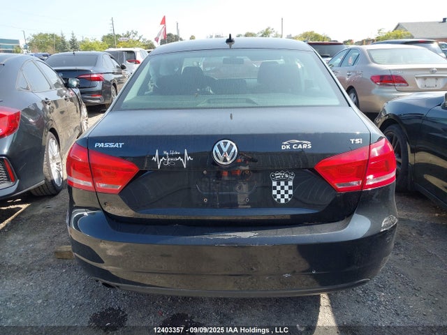 Volkswagen 2015 2015 1VWAS7A33FC104793 Image 16