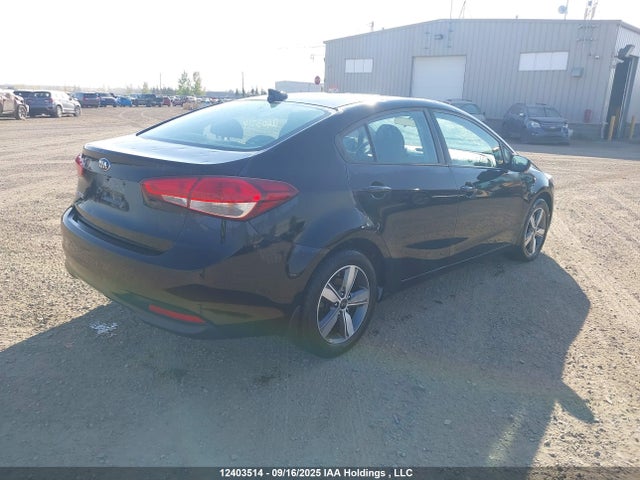 3KPFL4A7XJE224650 KIA Forte Lx/s
