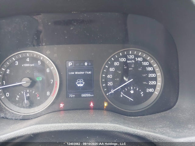 KM8J3CA43HU541851 Hyundai TUCSON SE