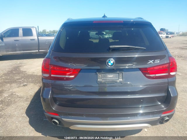 BMW 2014 2014 5UXKR0C51E0C27549 Image 16