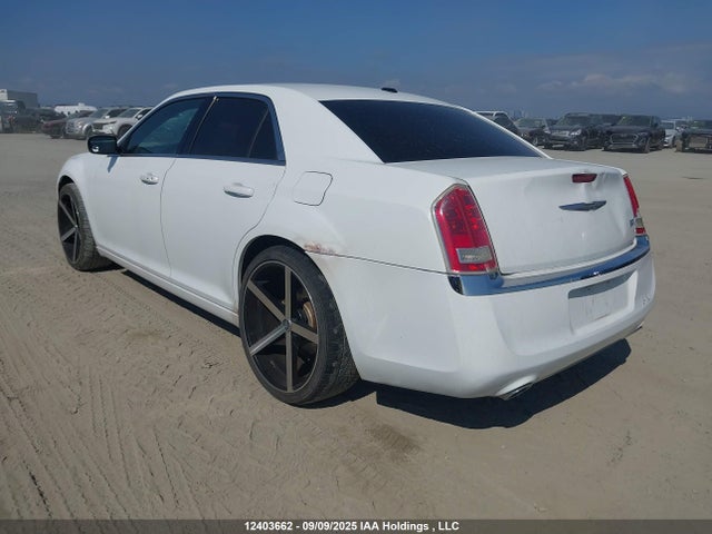 2012 Chrysler 300 Touring მანქანა იყიდება აუქციონზე, vin: 2C3CCAAG4CH108339, აუქციონის ნომერი: 12403662