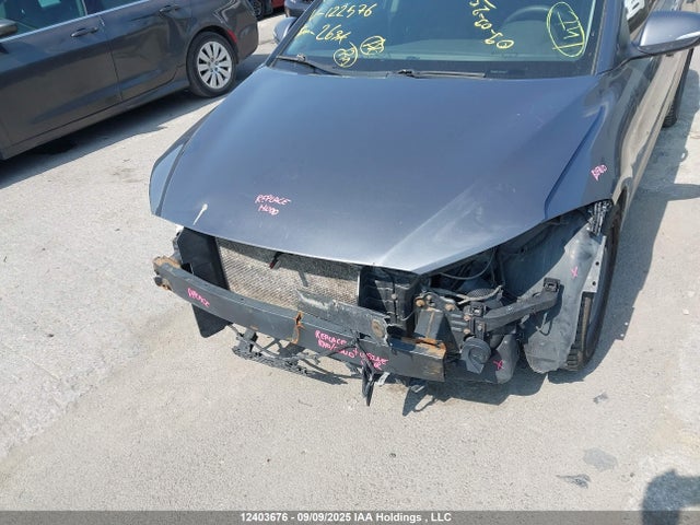 KMHD84LF1HU122576 Hyundai 2017