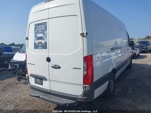 WD3BF1CDXKP086515 Mercedes-Benz om 642 with brake assist