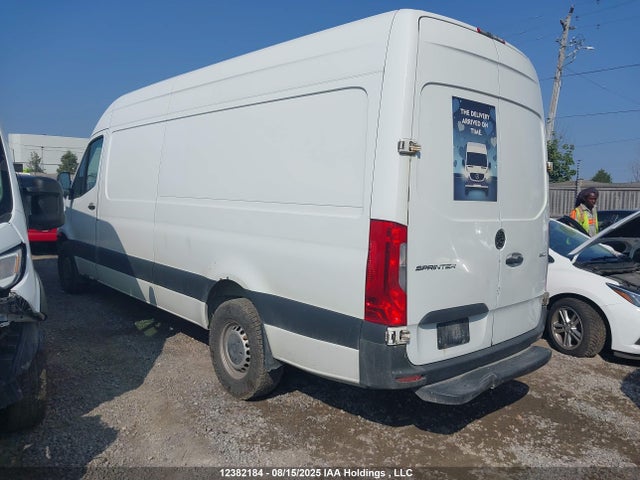 WD3BF1CDXKP086515 Mercedes-Benz om 642 with brake assist