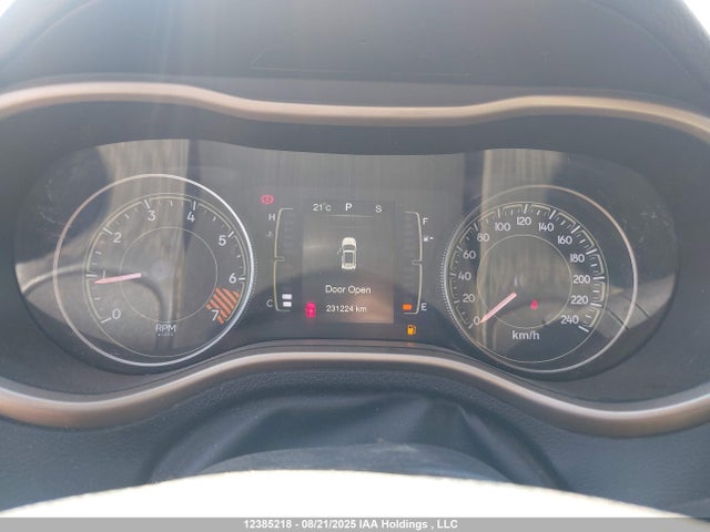1C4PJMCB7EW127610 Jeep Cherokee