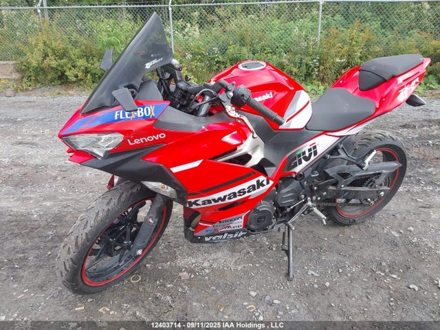JKAEXKG10LDA77134 Kawasaki Ninja 400