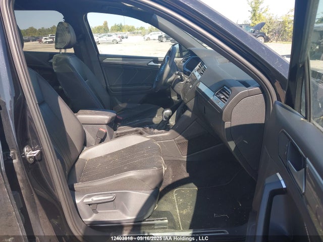 3VV8B7AX7NM055178 Volkswagen Tiguan