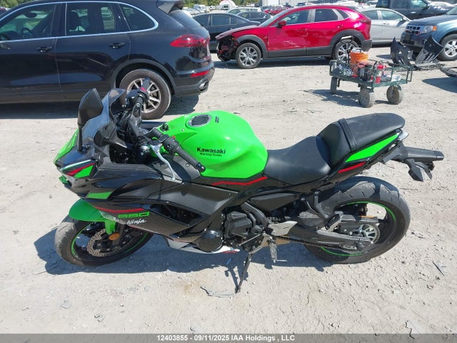 ML5EXEN1XNDA74619 Kawasaki Ninja 650