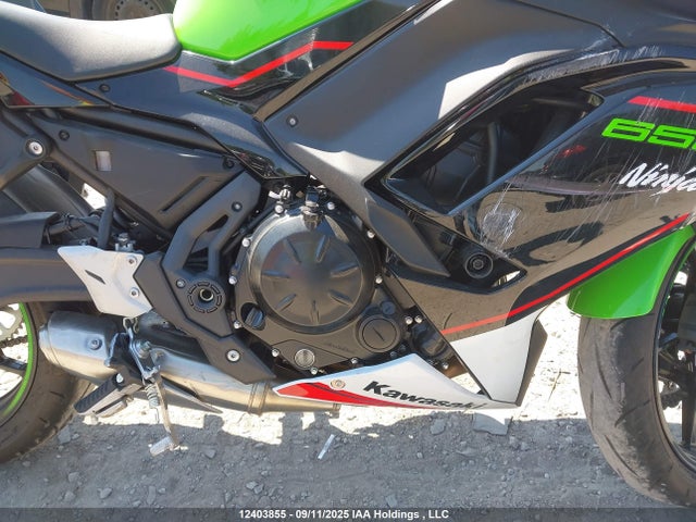ML5EXEN1XNDA74619 Kawasaki Ninja 650