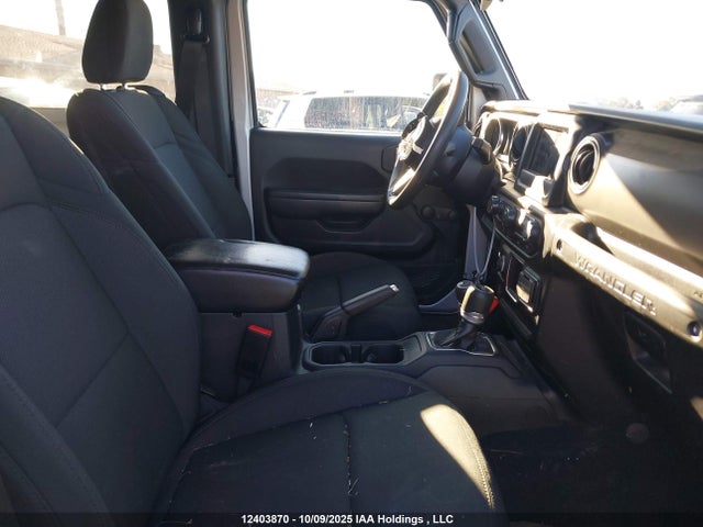 1C4HJXAG8NW250627 Jeep Wrangler