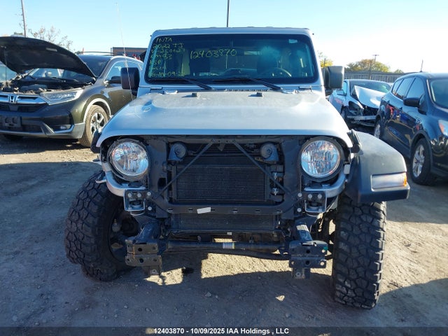 1C4HJXAG8NW250627 Jeep Wrangler
