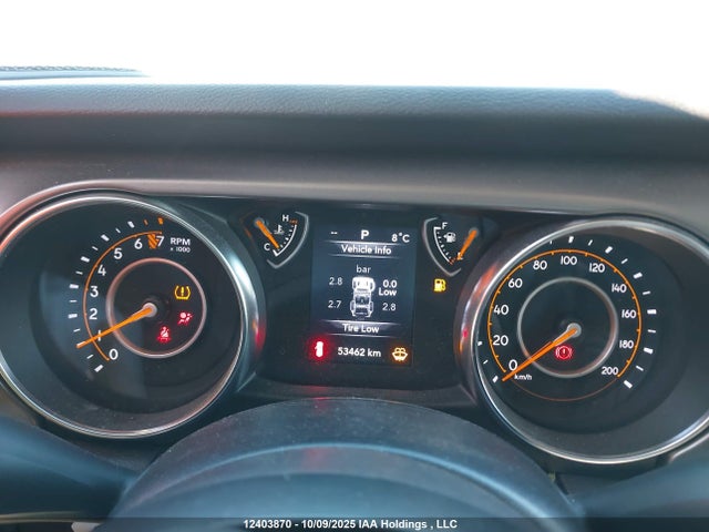 1C4HJXAG8NW250627 Jeep Wrangler