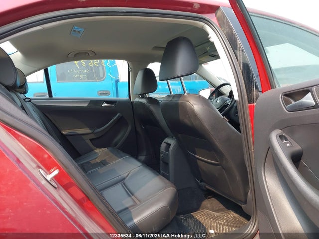 3VWL17AJ8HM291251 Volkswagen 1.8 tsi