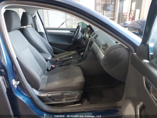 1VWAA7A38JC034784 Volkswagen tsi