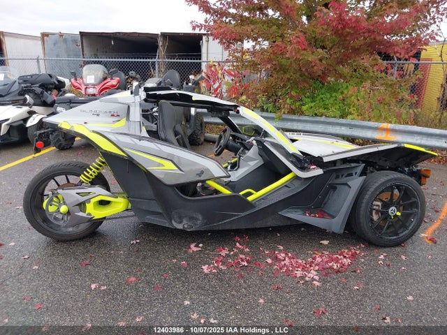 Polaris Slingshot 2018 57XAARFA9J8126521 Image 8