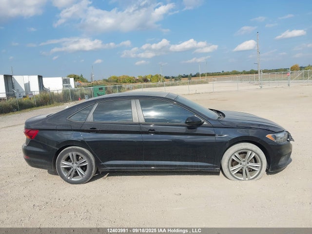 3VWE57BU0KM076217 Volkswagen 1.8 tsi
