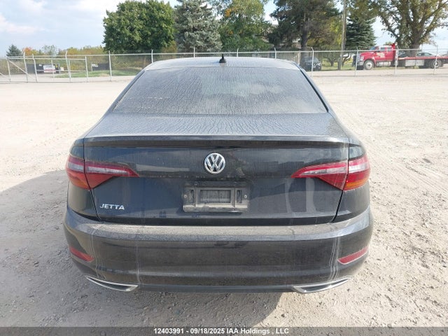 3VWE57BU0KM076217 Volkswagen 1.8 tsi