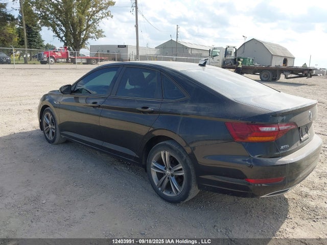 3VWE57BU0KM076217 Volkswagen 1.8 tsi