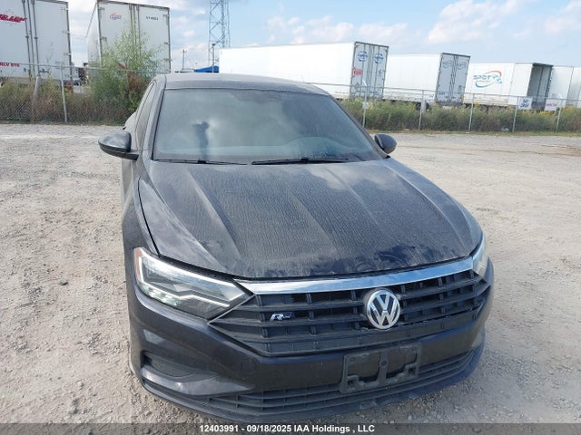 3VWE57BU0KM076217 Volkswagen 1.8 tsi