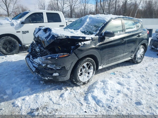 KM8J2CA49KU032602 Hyundai TUCSON SE