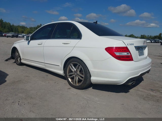 WDDGF8AB1EA960284 Mercedes-Benz C-Class
